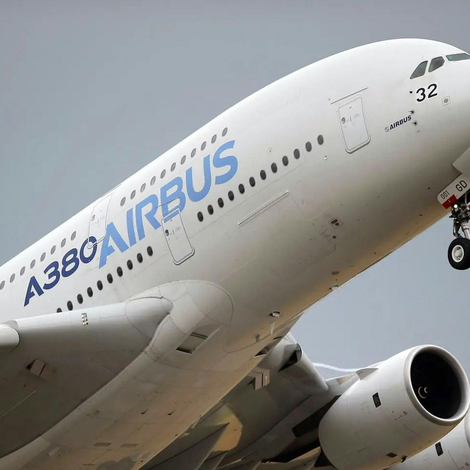 Airbus to Pay $4 Billion to Settle Corruption Inquiry - The New York Times